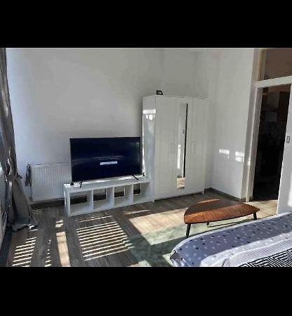 Sans Souci 1 Apartment Brussels Luaran gambar
